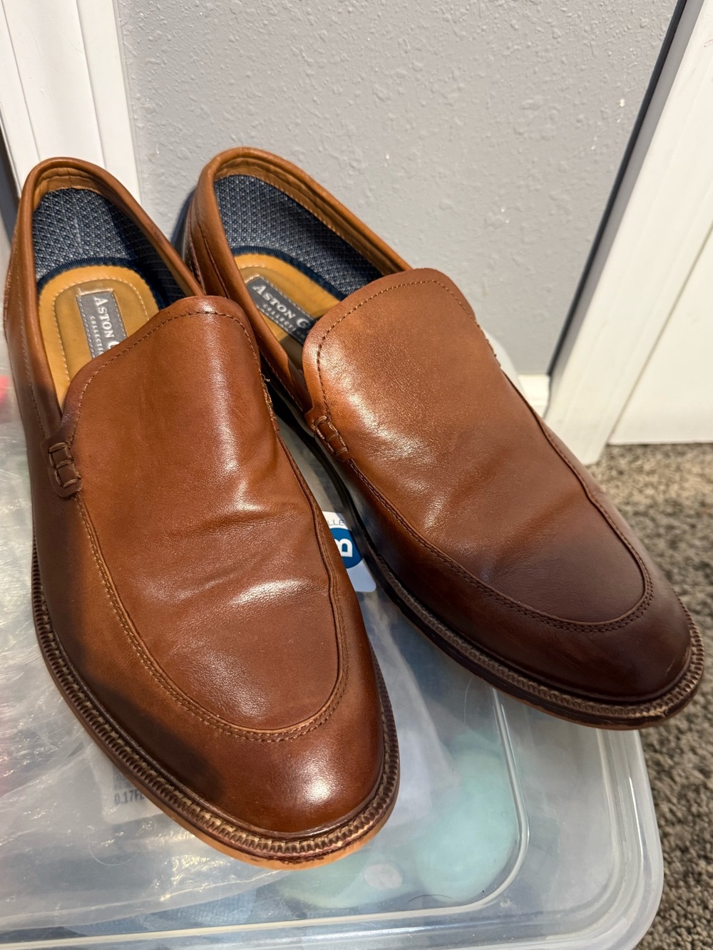 Aston Grey Men's Leather Salkin Venetian
Loafers in a British tan / cognac brown